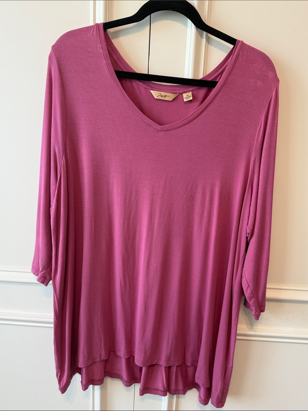 Motto Magenta V-Neck Tunic Top